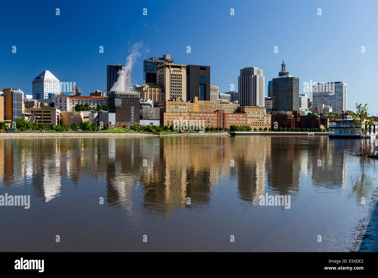 Die Innenstadt von St. Paul und Mississippi River, St. Paul, Minnesota, USA. Stockfoto