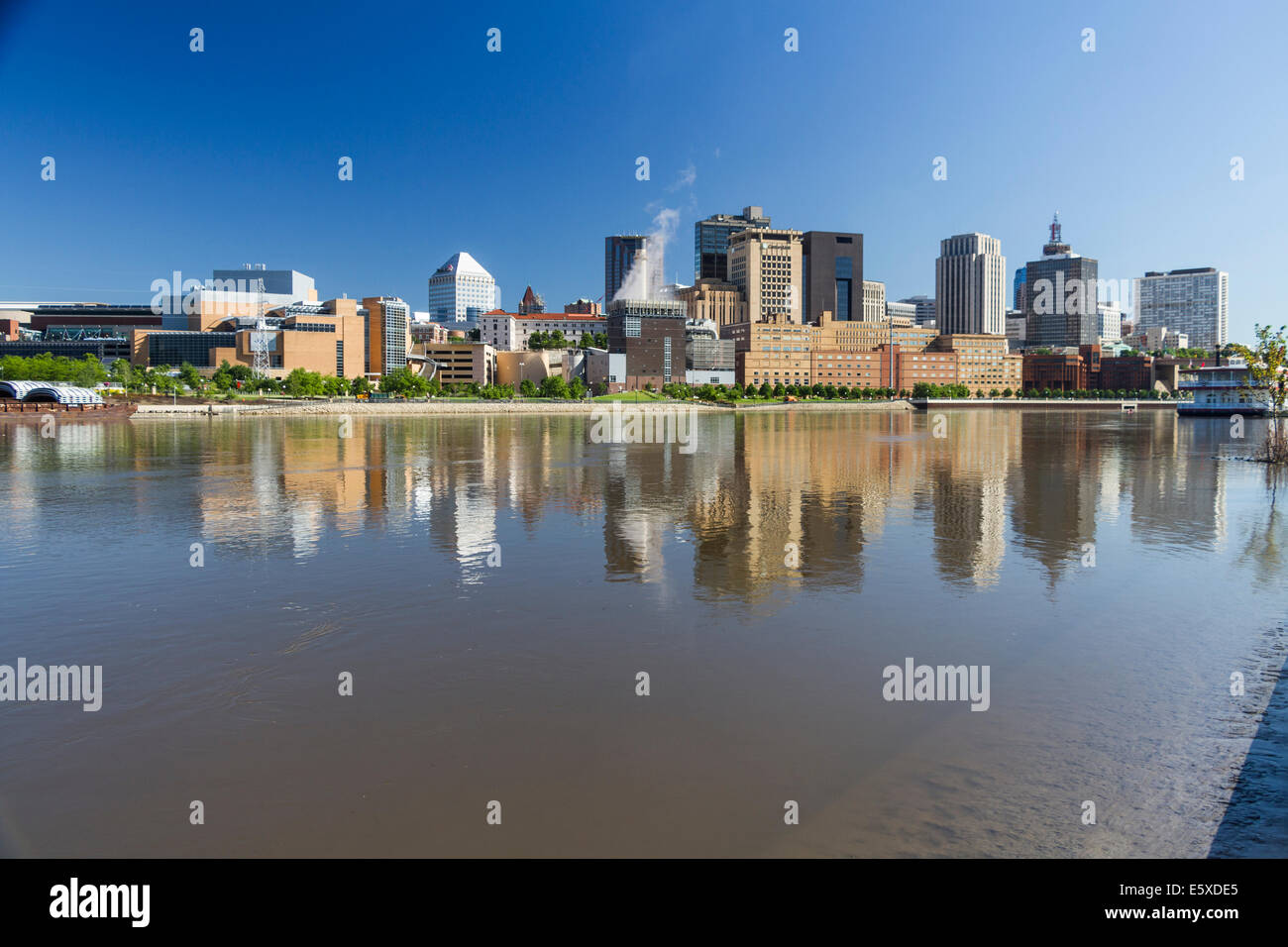 Die Innenstadt von St. Paul und Mississippi River, St. Paul, Minnesota, USA. Stockfoto