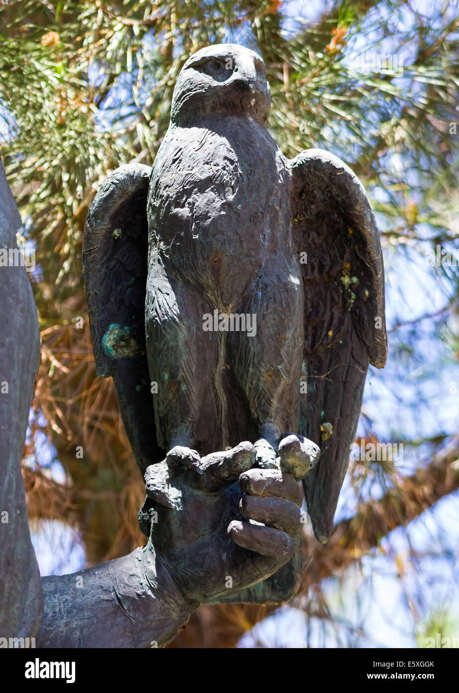 Bronze-Skulptur eines kaiserlichen Adlers Stockfoto