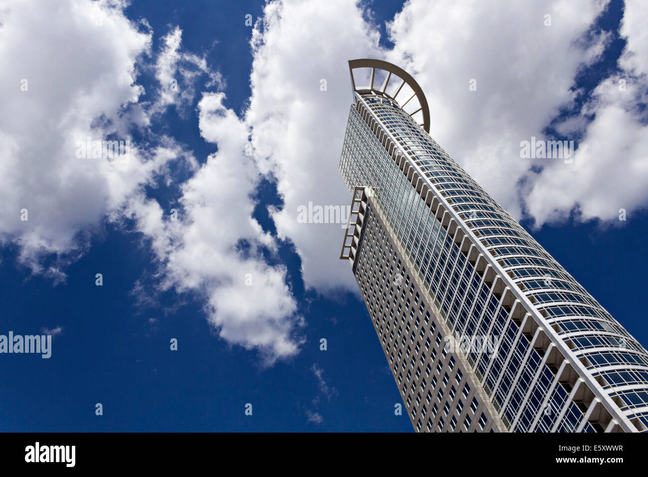 Westend Tower, Hauptsitz der DZ Bank, Frankfurt Am Main, Hessen, Deutschland, Europa. Juli 2014 Stockfoto