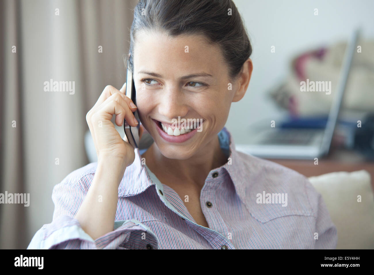 Flirten während eines gesprächs