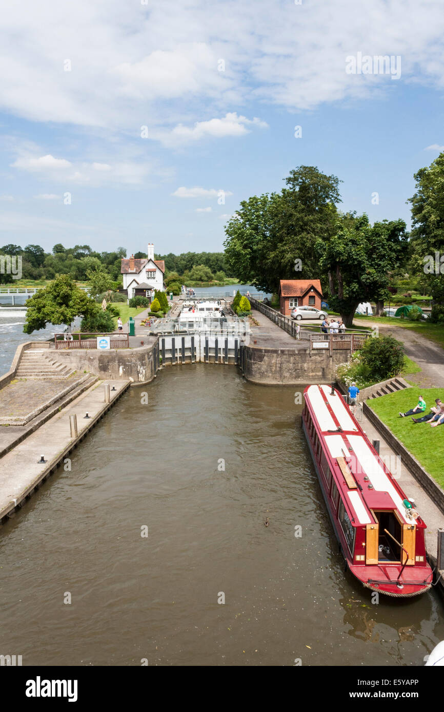 Göring Lock, Goring-on-Thames, Oxfordshire, England, GB, UK. Stockfoto