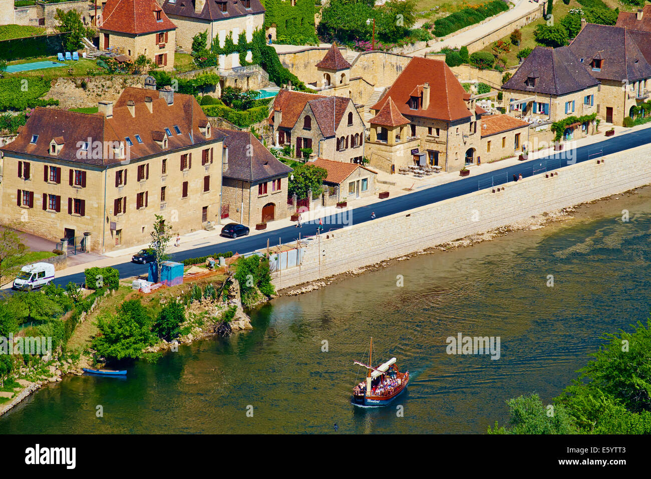 Frankreich, Aquitaine, Dordogne, Perigord Noir, Dordogne-Tal, La Roque-Gageac, Dorf am Ufer der Dordogne Stockfoto