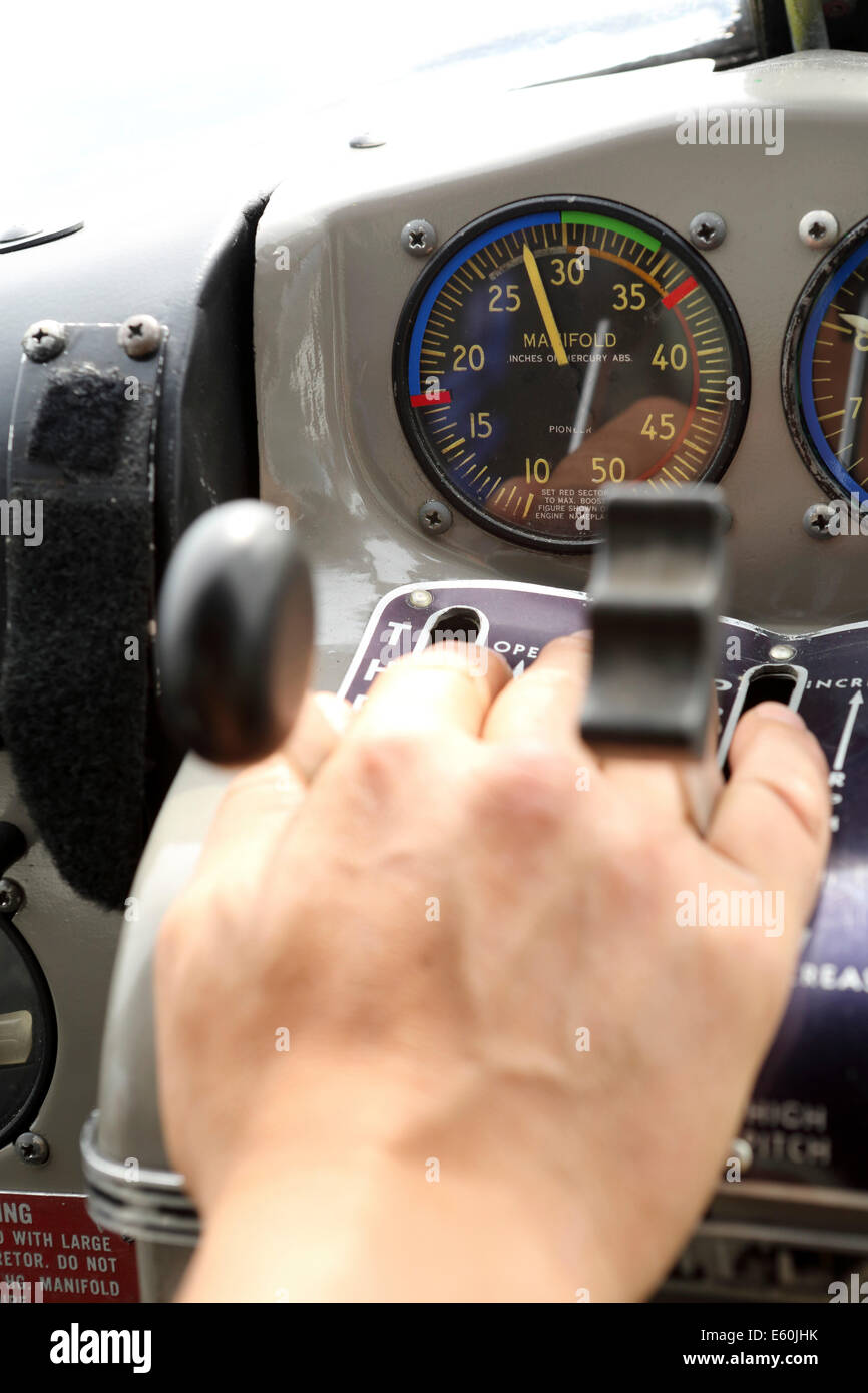 Dashboard eine De Havilland DHC-3 Twin Otter Wasserflugzeug. Stockfoto