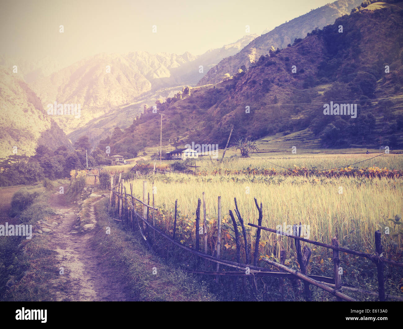 Schöne Vintage Berglandschaft, Himalaya in Nepal. Stockfoto