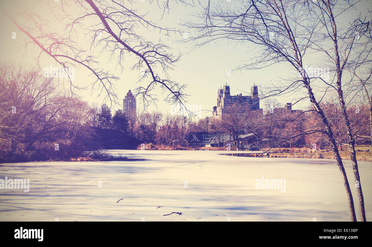 Vintage Bild von Central Park-See im Winter. New York, USA. Stockfoto