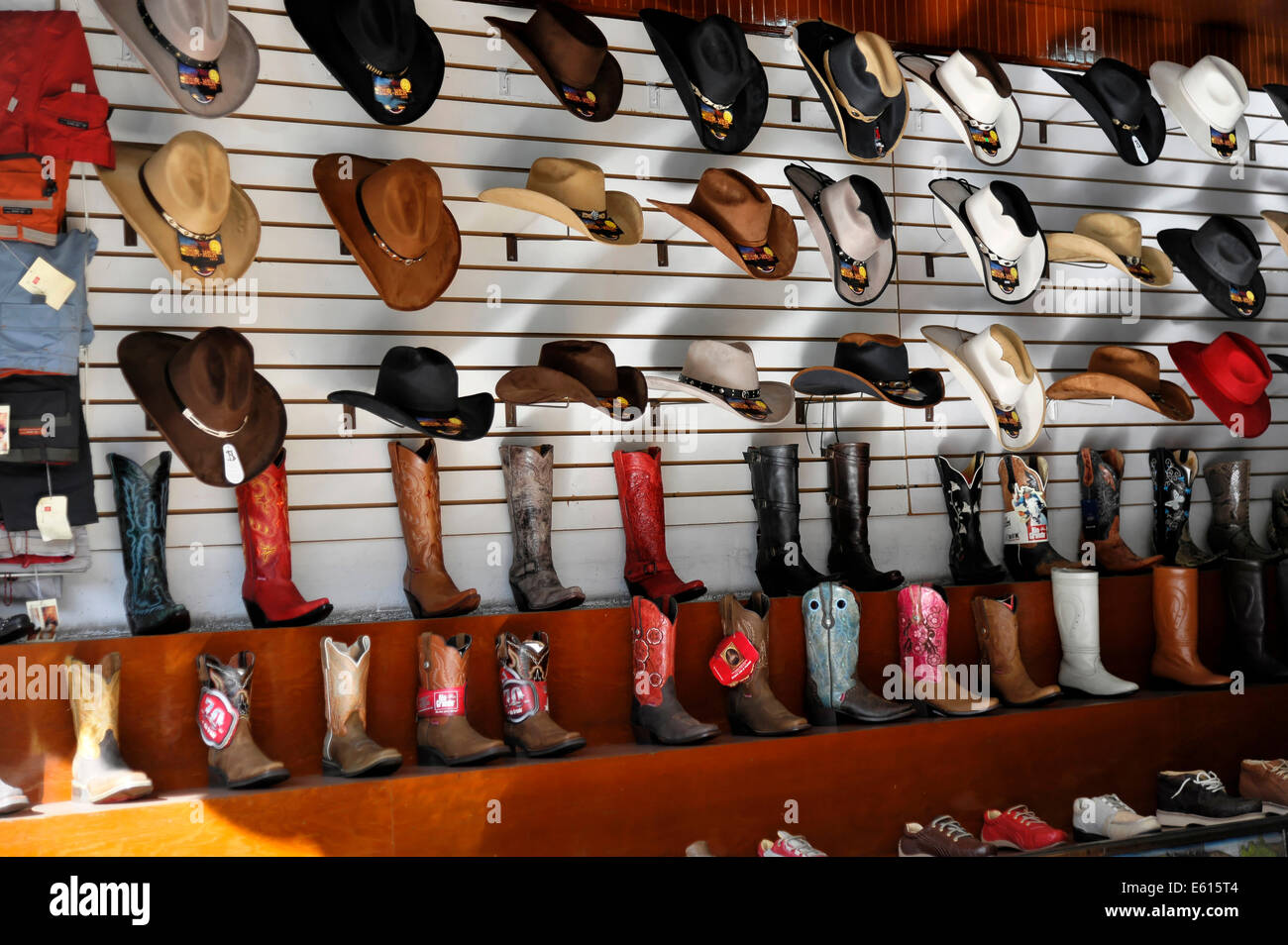 Leder Stiefel und Hüte, Kaufhaus, Mexiko-Stadt, Distrito Federal, Mexiko Stockfoto