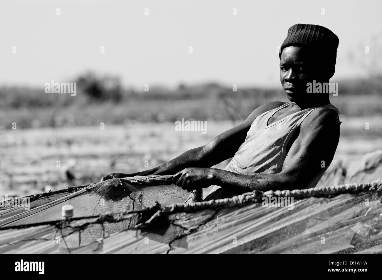 Angeln ist eine primäre wirtschaftliche Aktivität für Familien leben in und um Bangweulu Feuchtgebiete, Sambia. Stockfoto