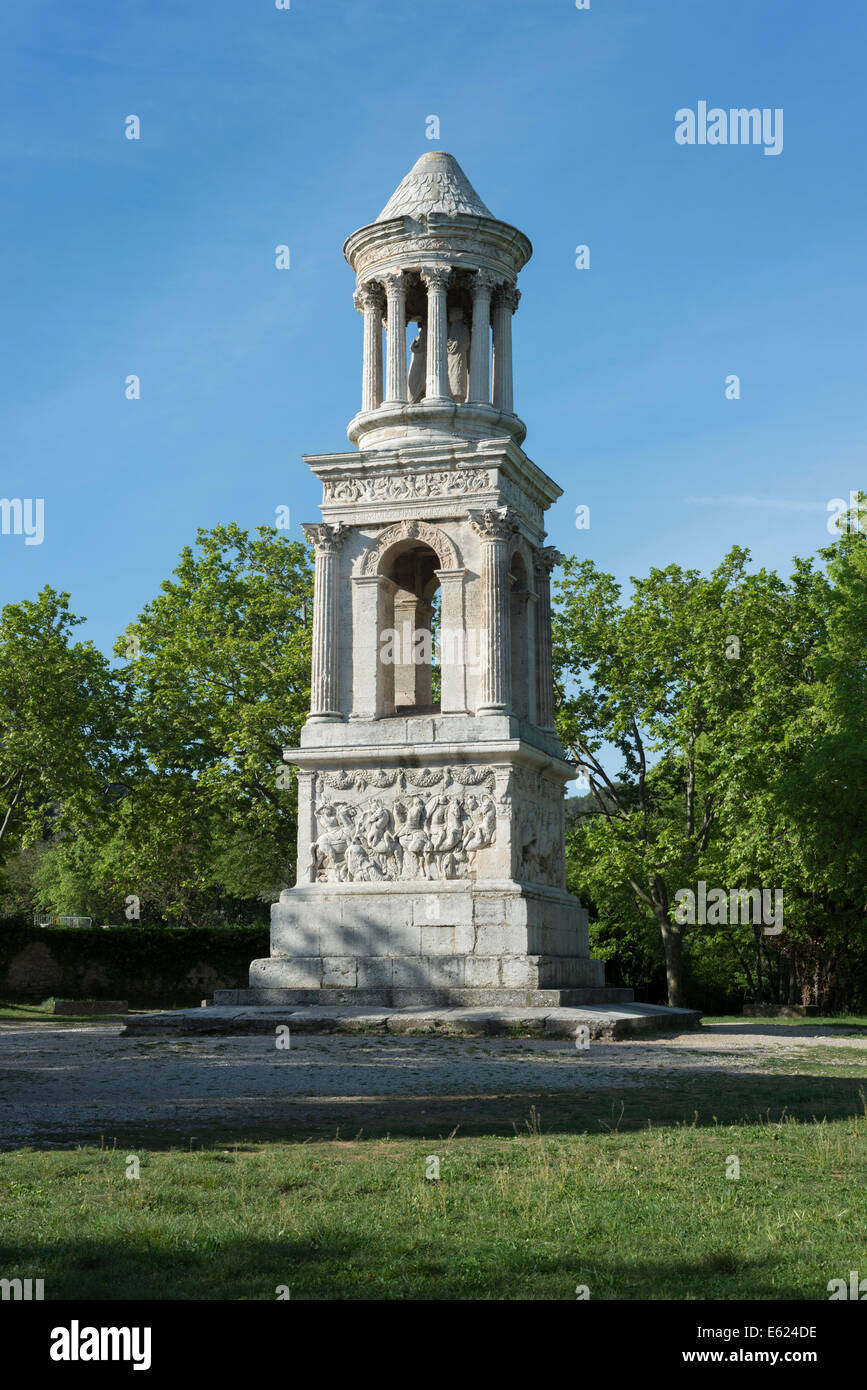 Mausoleum, Kenotaph in der antiken römischen Stadt von Glanum, Saint-Rémy-de-Provence, Provence-Alpes-Côte d ' Azur, Frankreich Stockfoto