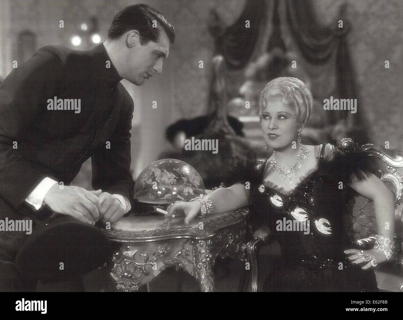 Sie ihn falsch - gemacht Mae West, Cary Grant - unter der Regie von Lowell Sherman - größter 1933 Stockfoto