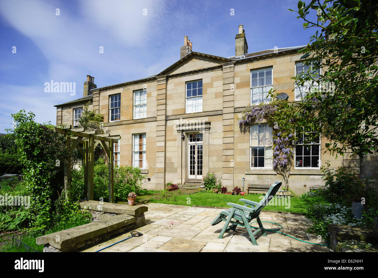 Kelso, Schottland - Einfamilienhaus schottischen, 1806. Neo-Palladianismus oder Adam beeinflusst Fassade. Stockfoto