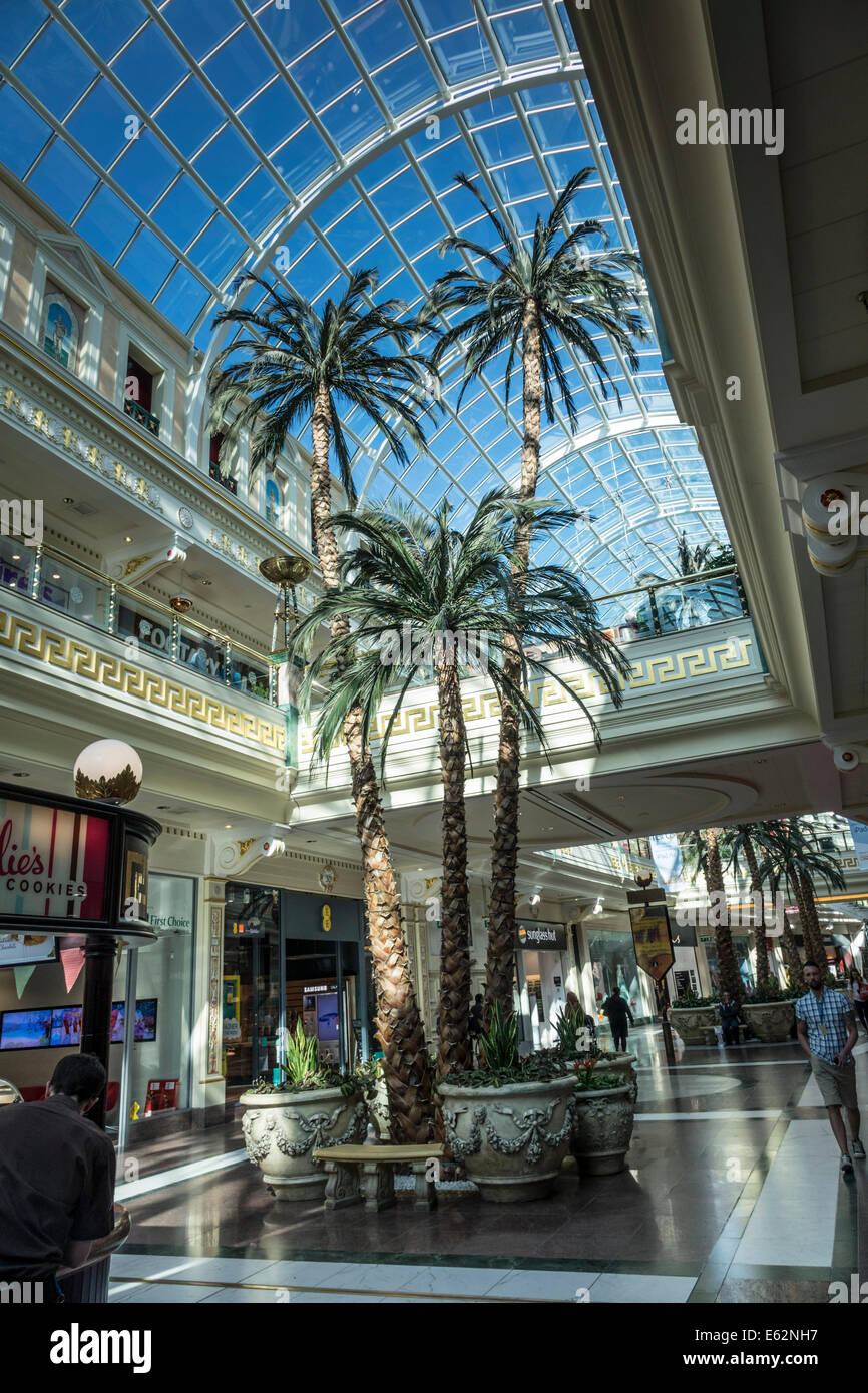 Manchester shopping mall Fotos und Bildmaterial in hoher Auflösung