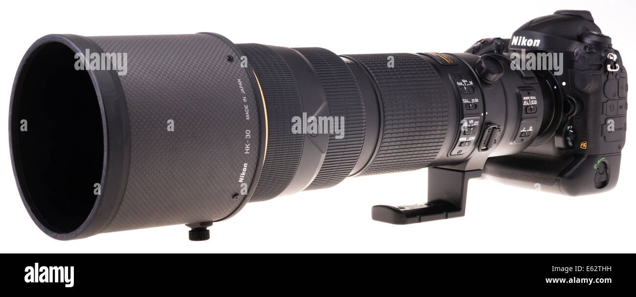 DSLR-Kamera-Zoom-Objektiv-Design. Nikon 200-400mm Tele Stockfotografie -  Alamy