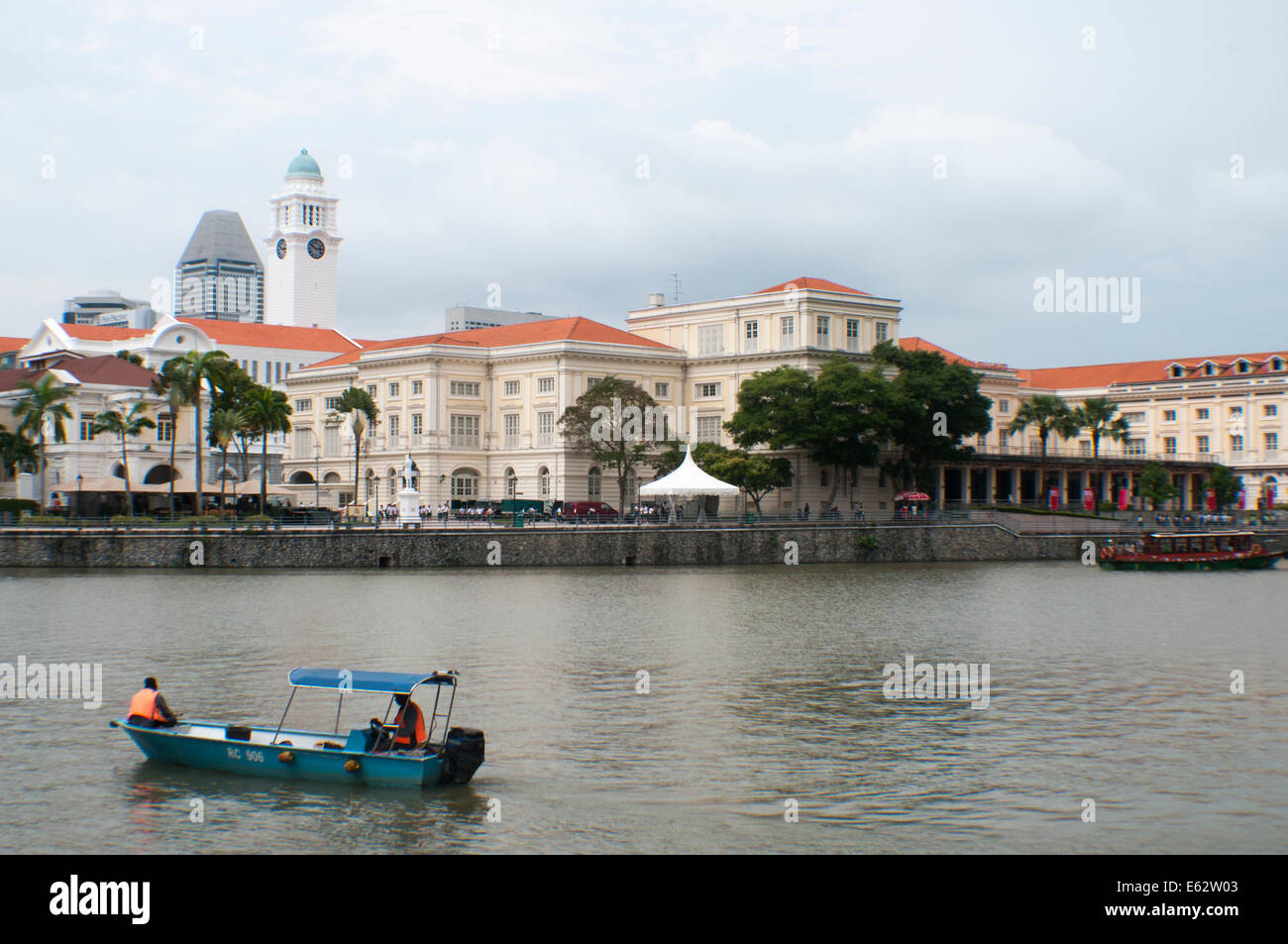 Suche über Singapur Fluss von Boat Quay bis 1897 Empress Place Building Stockfoto