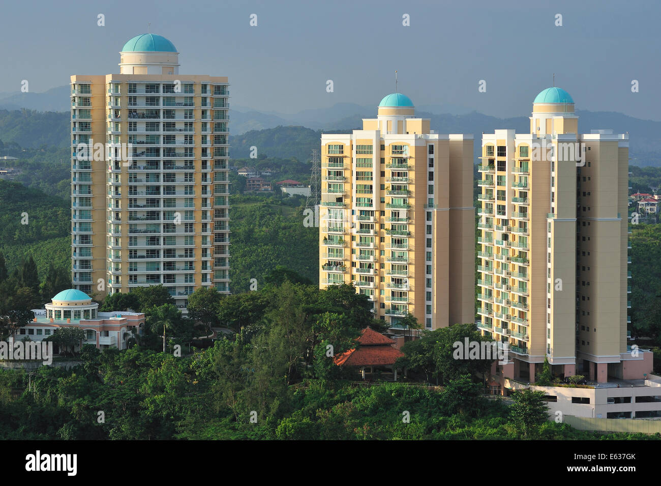 City Lights Eigentumswohnungen Nivel Hills Cebu City Philippinen Stockfoto