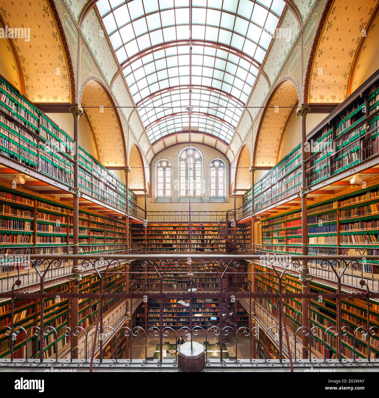 Rijksmuseum Amsterdam Bibliothek des Amsterdamer Rijksmuseum eine der schönsten berühmten Bibliotheken und Lesesäle in der Welt Stockfoto
