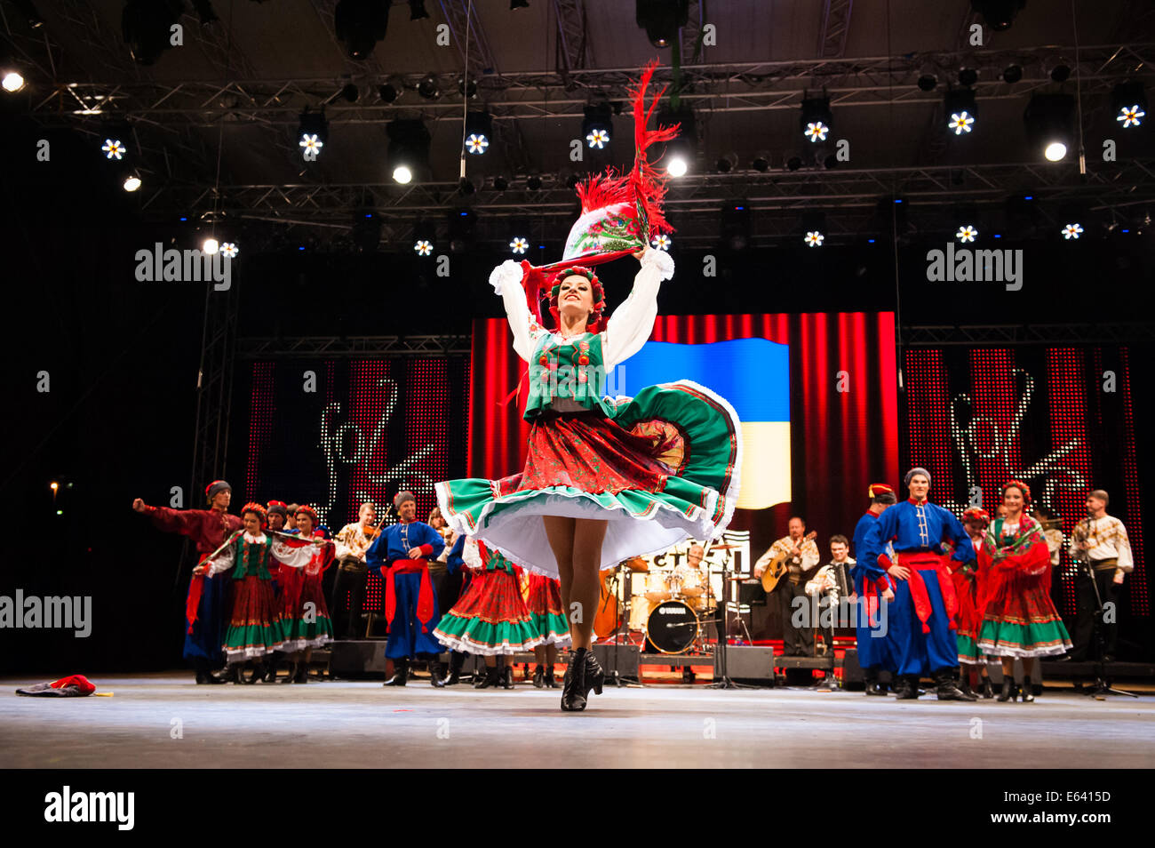 Chaika, ukrainischen Volksmusik und Tanz-Ensemble aus Odessa, erklingt in Folkart, Sub-Folklore-Festival der Festivals Lent Stockfoto