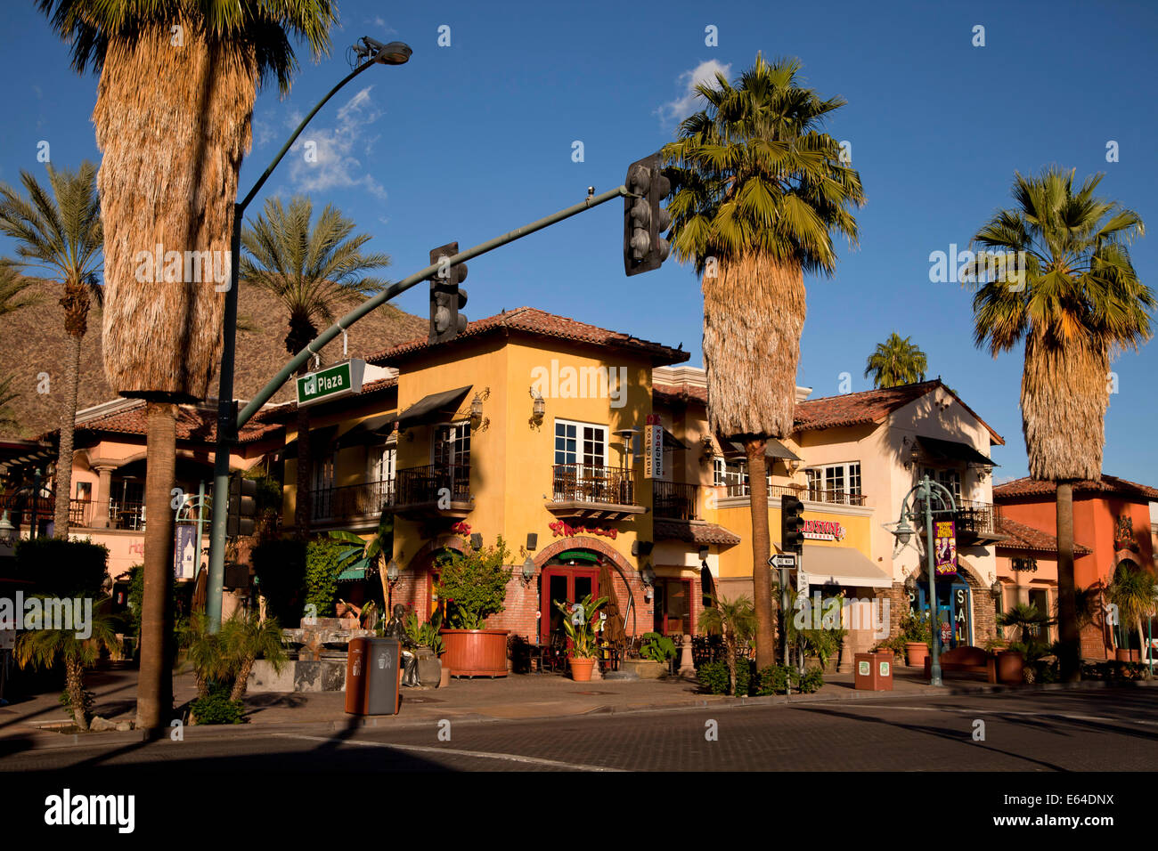 Innenstadt von Palm Springs am Palm Canyon Drive und La Plaza, Palm Springs, Kalifornien, Vereinigte Staaten von Amerika, USA Stockfoto