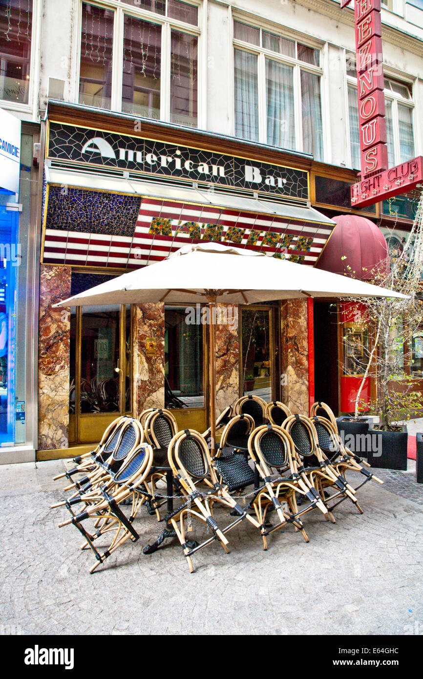 Loos American Bar (1908), Kärntner Durchgang. Diese kleinen architektonischen Jewell wurde vom berüchtigten sezessionistischen Architekten Ad entworfen. Stockfoto