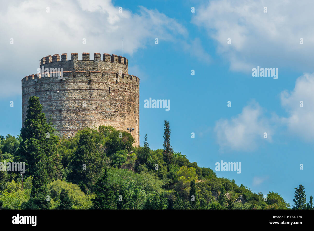 Rumeli Festung am Ufer des Bosporus in Istanbul, Türkei. Stockfoto