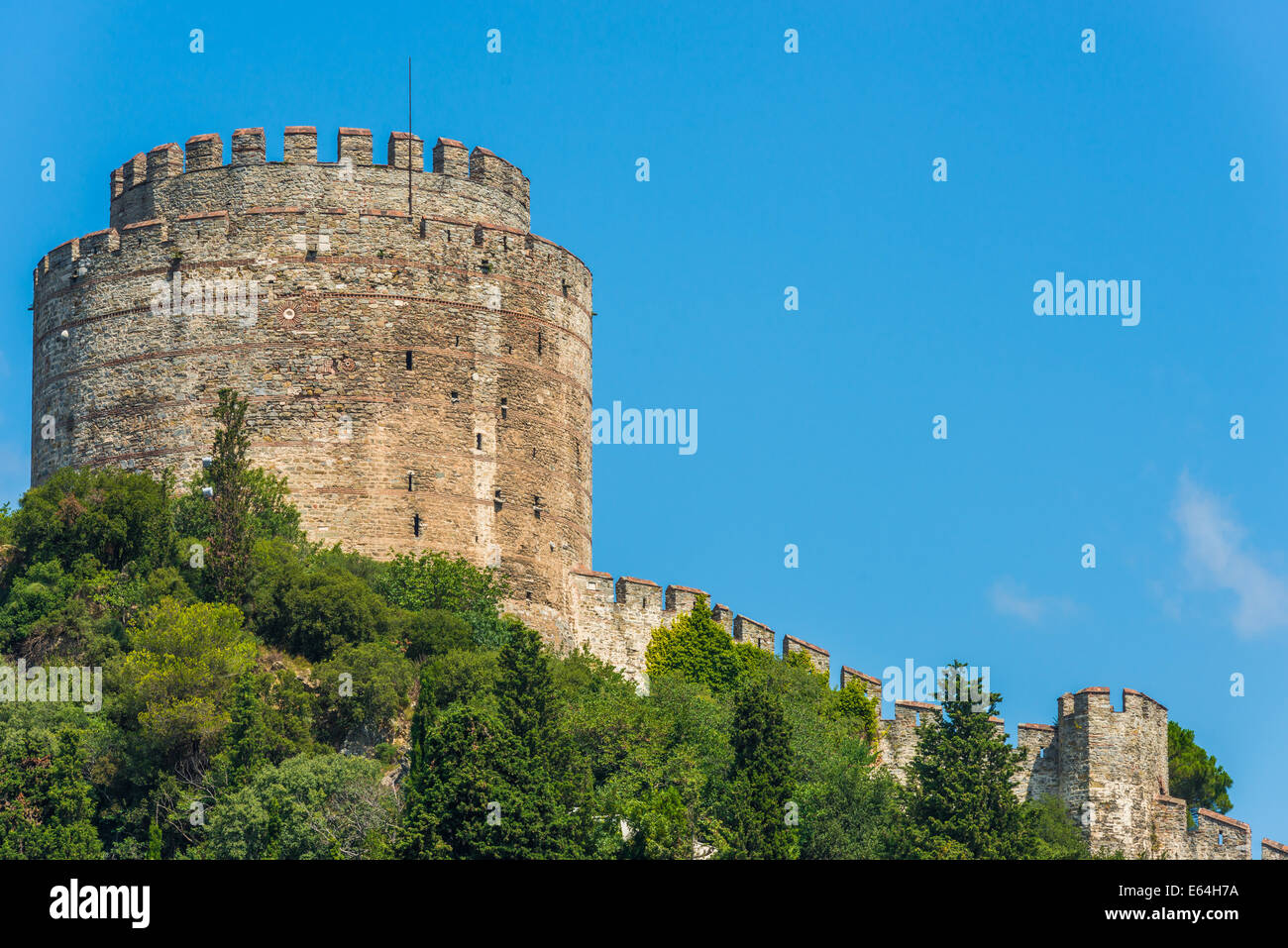 Rumeli Festung am Ufer des Bosporus in Istanbul, Türkei. Stockfoto