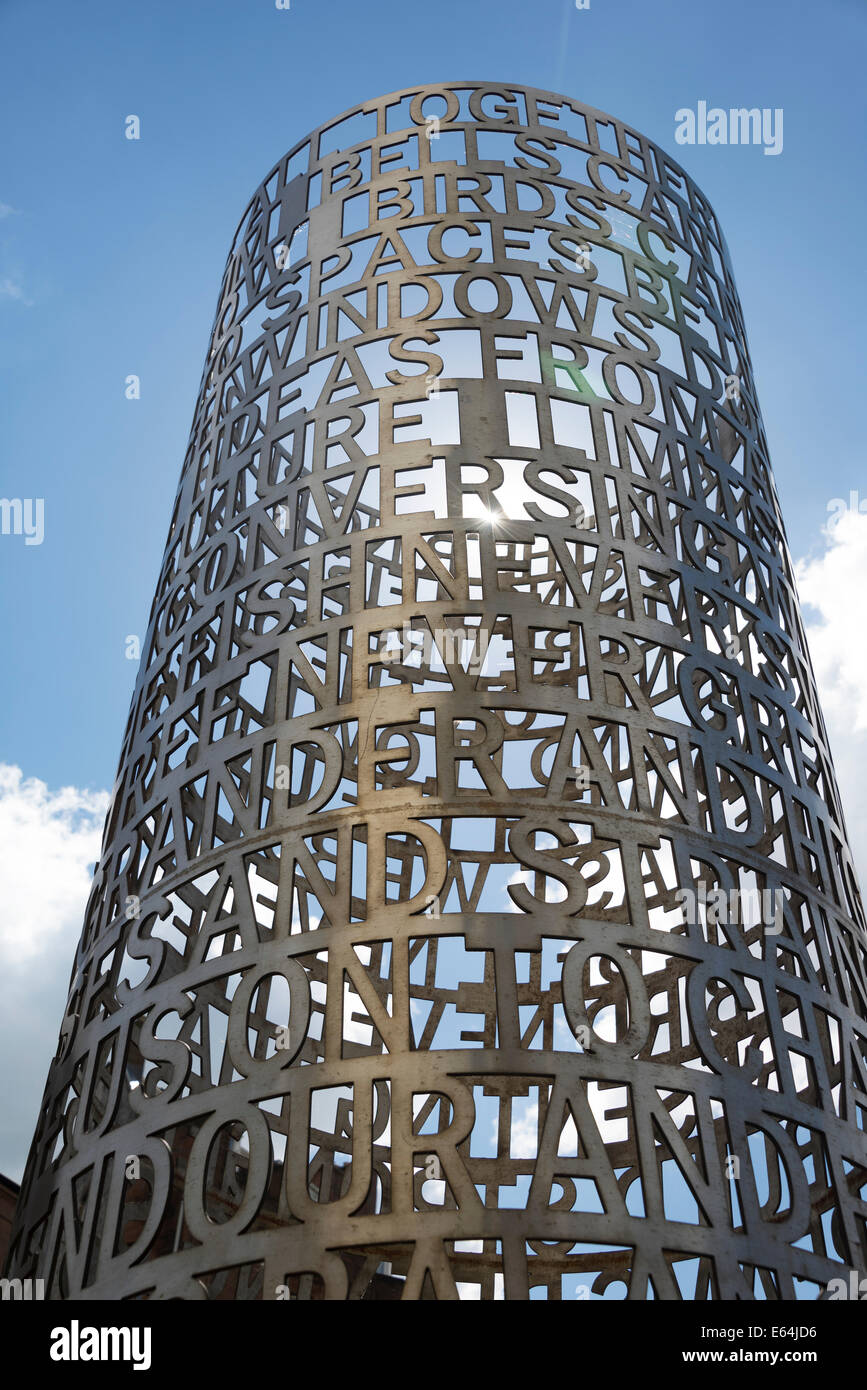 "Der Baum, der nie wuchs" Skulptur Kunst-Installation von Jennifer Grant in der Duke Street Glasgow. Stockfoto