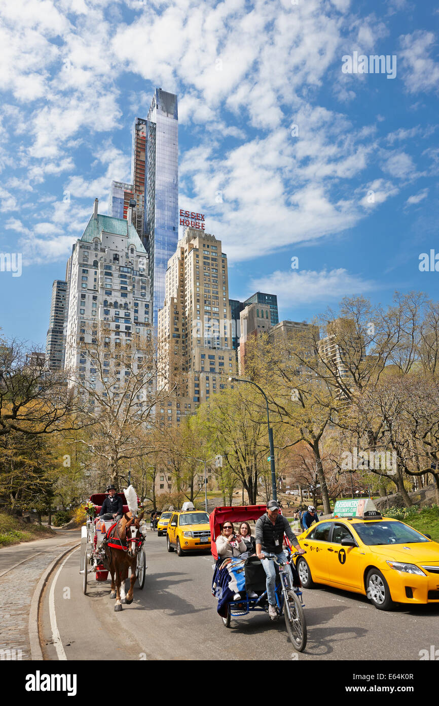 Straßenszene im Central Park im Frühling. Manhattan, New York, USA. Stockfoto