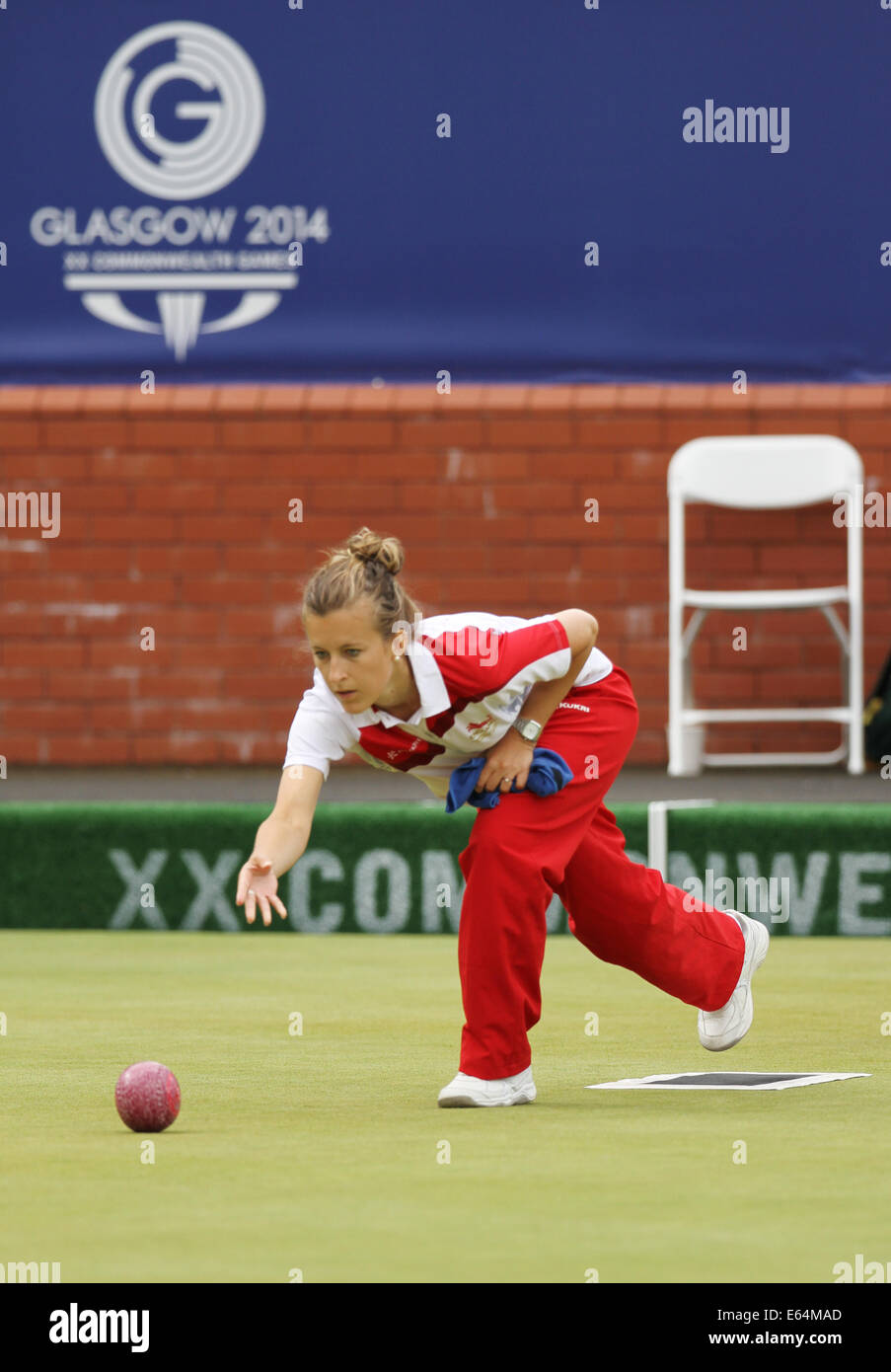 Natalie MELMORE von England V Südafrika im Spiel Goldmedaille in den Damen-Paaren im Kelvingrove Lawn Bowls Centre, 2014 Stockfoto