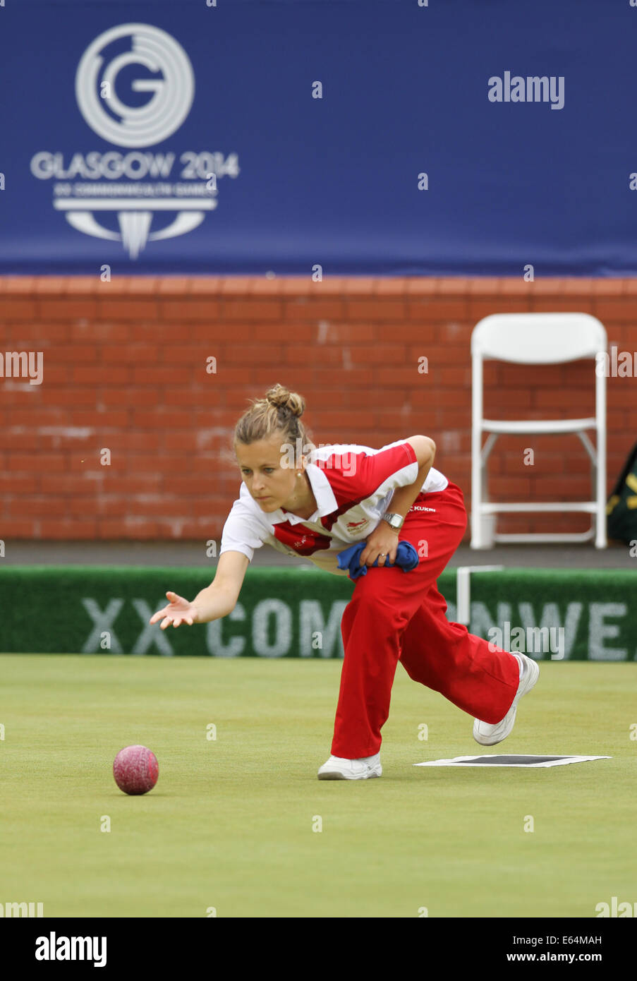 Natalie MELMORE von England V Südafrika im Spiel Goldmedaille in den Damen-Paaren im Kelvingrove Lawn Bowls Centre, 2014 Stockfoto