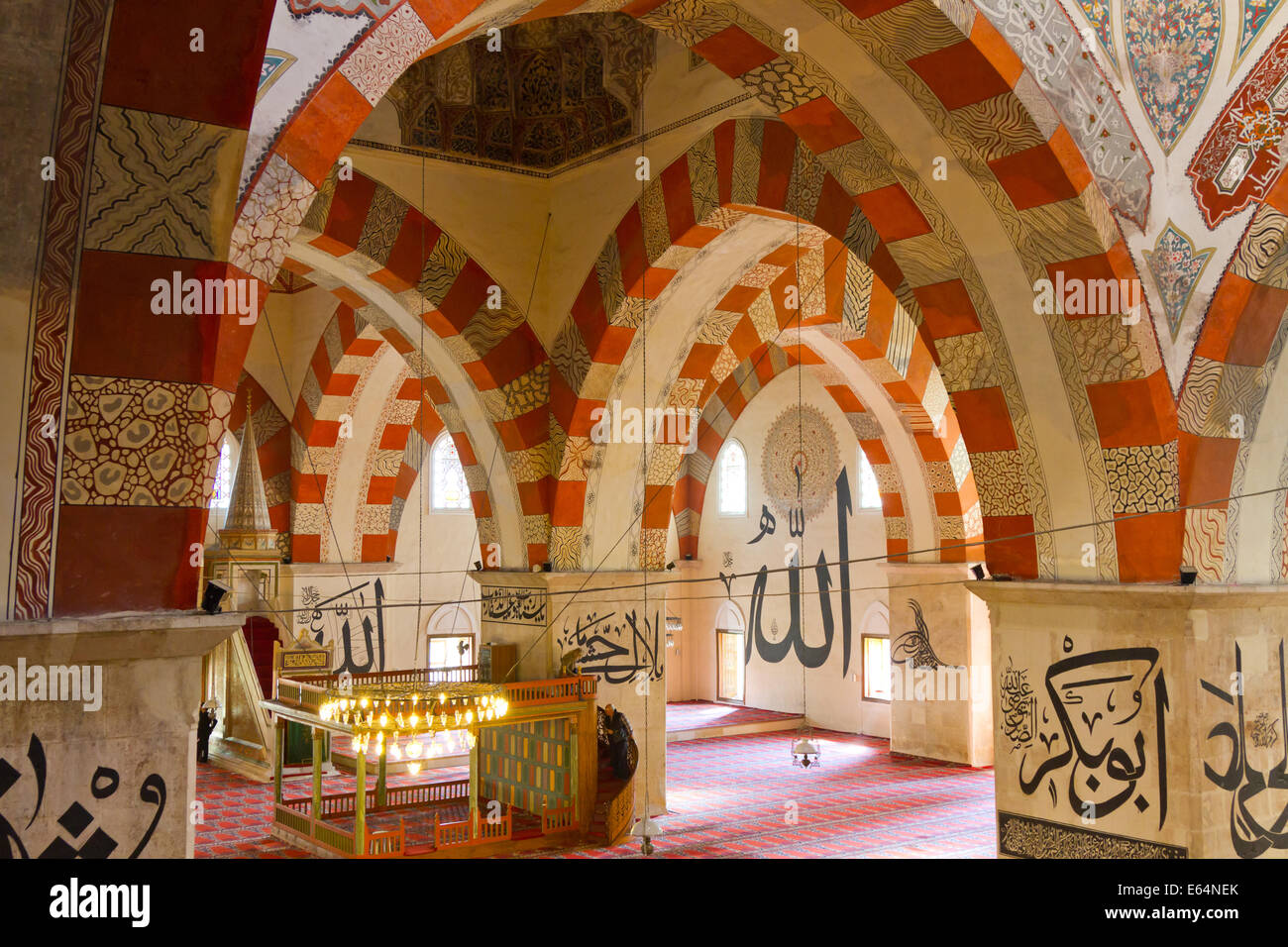 Innerhalb der alten Moschee, Edirne, Türkei Stockfoto