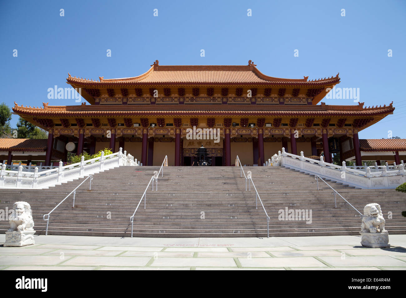 Hof der Hsi Lai Tempel, Hacienda Heights, Kalifornien, USA Stockfoto