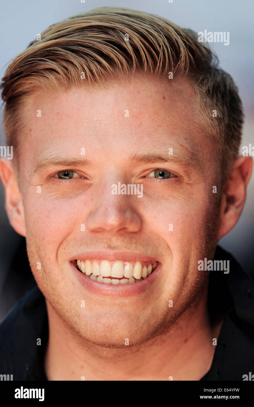 Britischer Komiker Rob Beckett besucht die UK Premiere von WHAT IF am 08.12.2014 am ODEON West End, Leicester Square, London. Personen im Bild: Rob Beckett. Bild von Julie Edwards Stockfoto