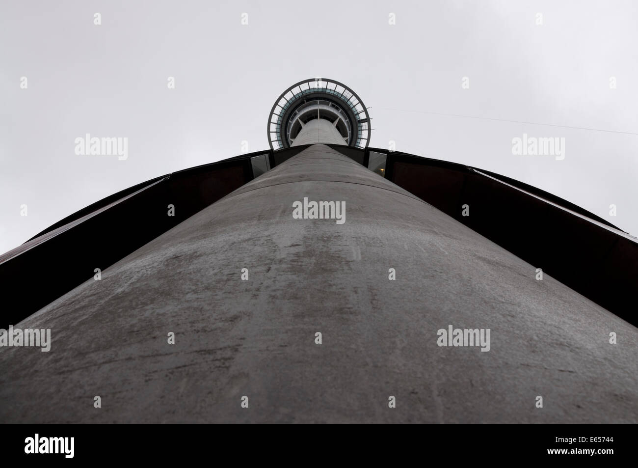 Sky Tower in Auckland, Nordinsel, Neuseeland Stockfoto