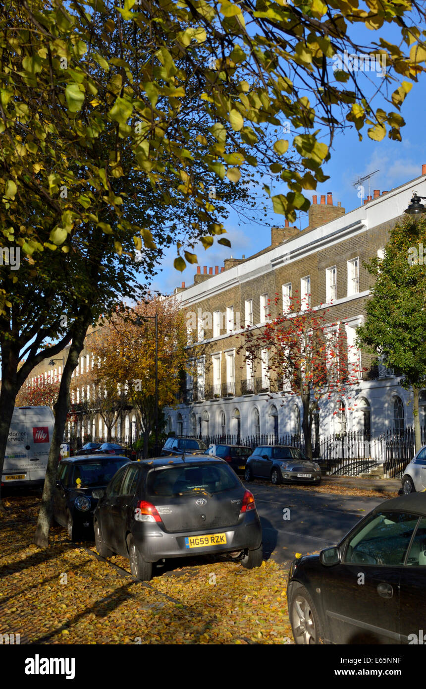 Georgische Terrasse in Islington N1, Barnsbury Road, London, UK. Stockfoto