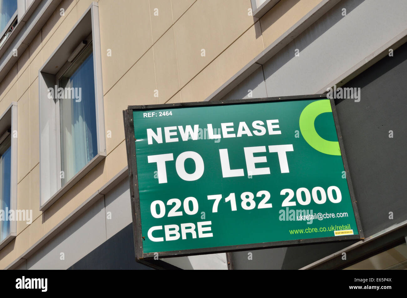 "Neuen Mietvertrag zu lassen" melden Sie außen Gewerbeimmobilien in London, UK. Stockfoto