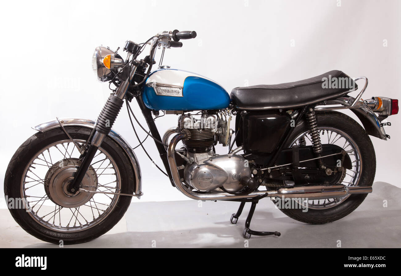 Triumph Vintage Motorbike Stockfotos und -bilder Kaufen - Alamy