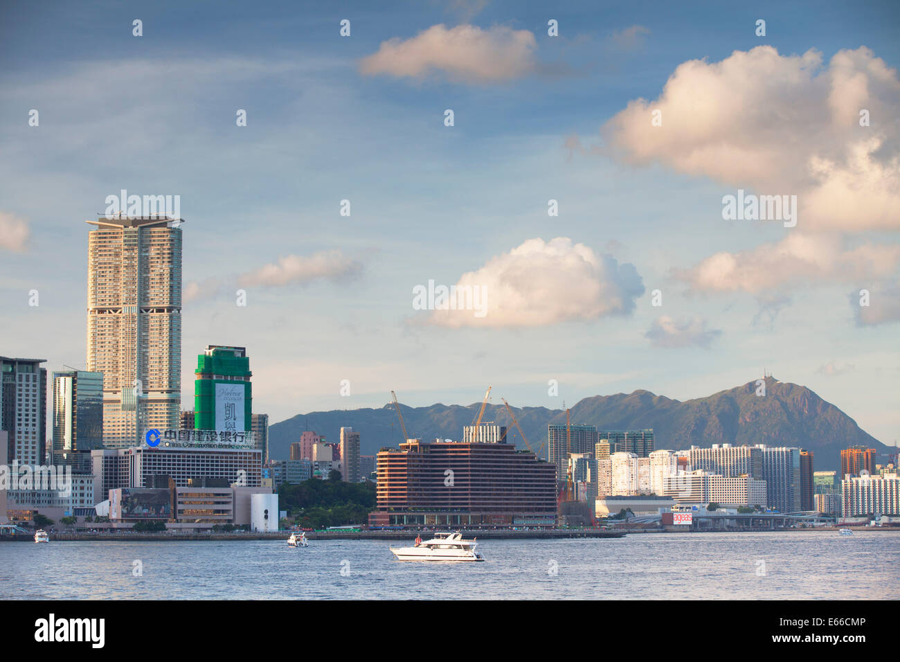 Ansicht von Tsim Sha Tsui und Hung Hom Skyline, Kowloon, Hong Kong Stockfoto