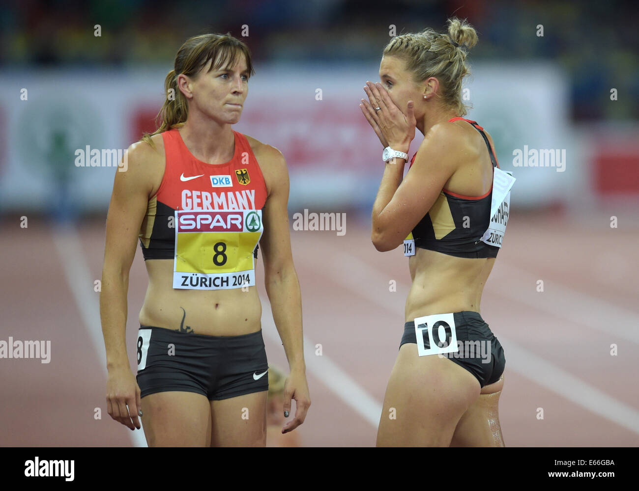 Zürich, Schweiz. 15. August 2014. Carolin Schäfer (R ...