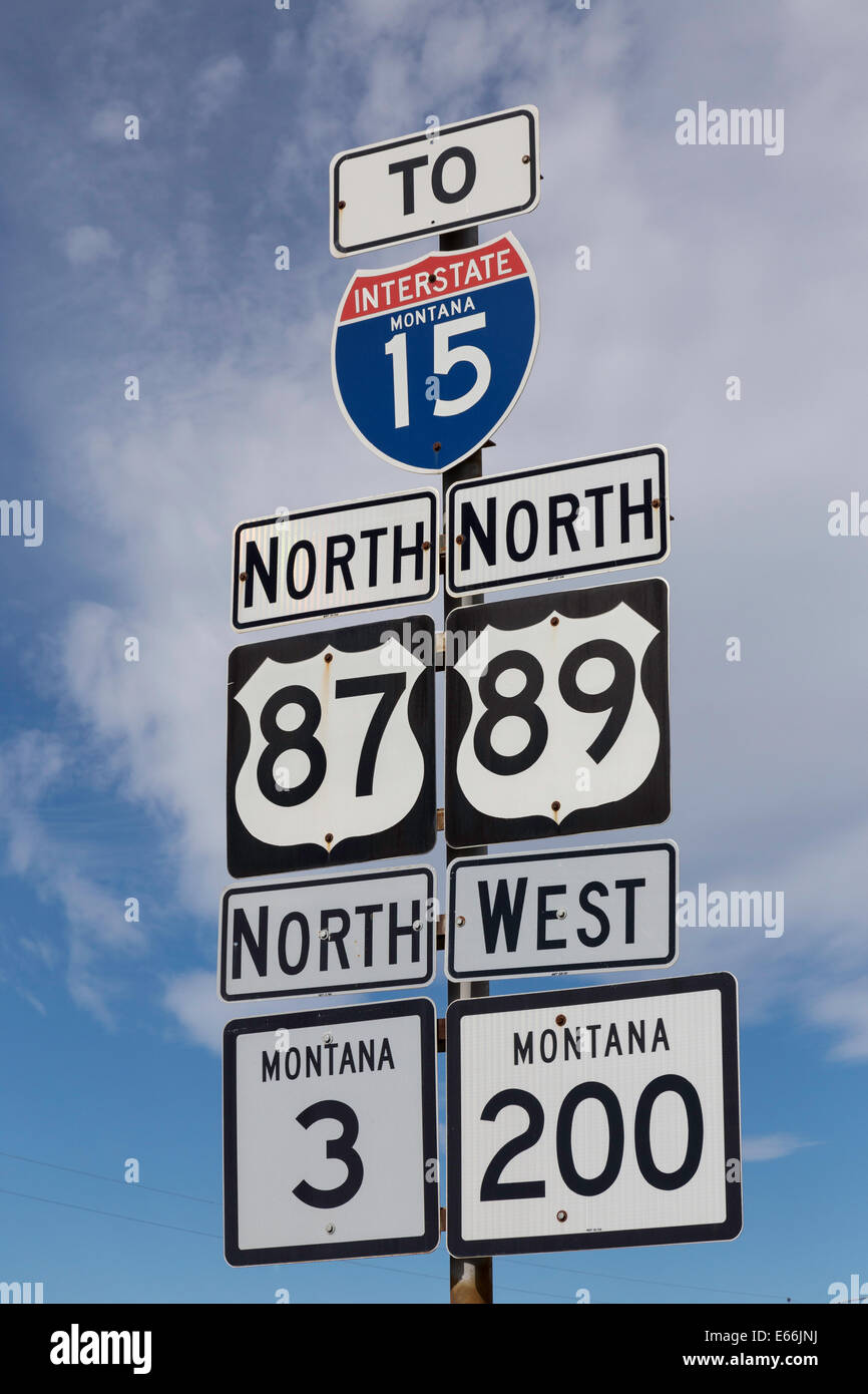 Straßenschilder, ich-15, N 87, 89 und Montana State Straßen 2 und 200, Montana, USA Stockfoto