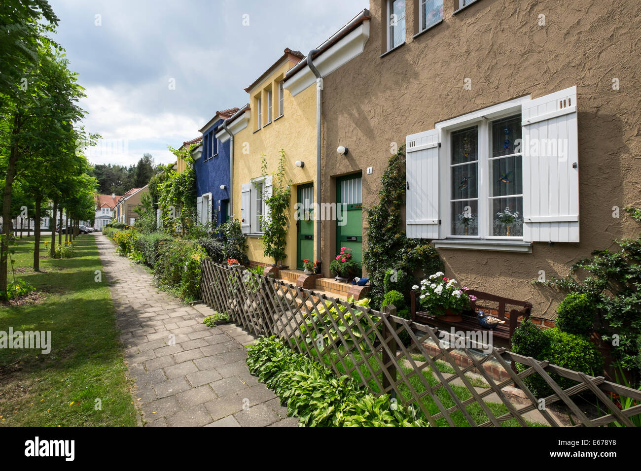 Akazienhof in Gartenstadt, (Gartenstadt), Wohnsiedlung ein UNESCO-Weltkulturerbe am Falkenberg in Berlin Deutschland Stockfoto