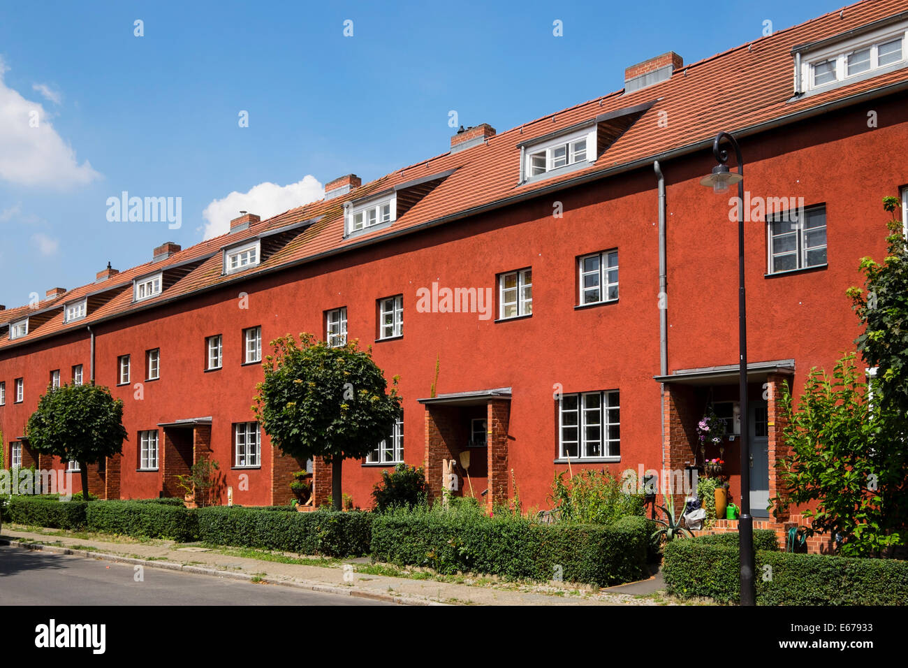 Moderne Wohnungen am Grosssiedlung Britz - Hufeisensiedlung UNESCO-Standort Berlin, Deutschland Stockfoto