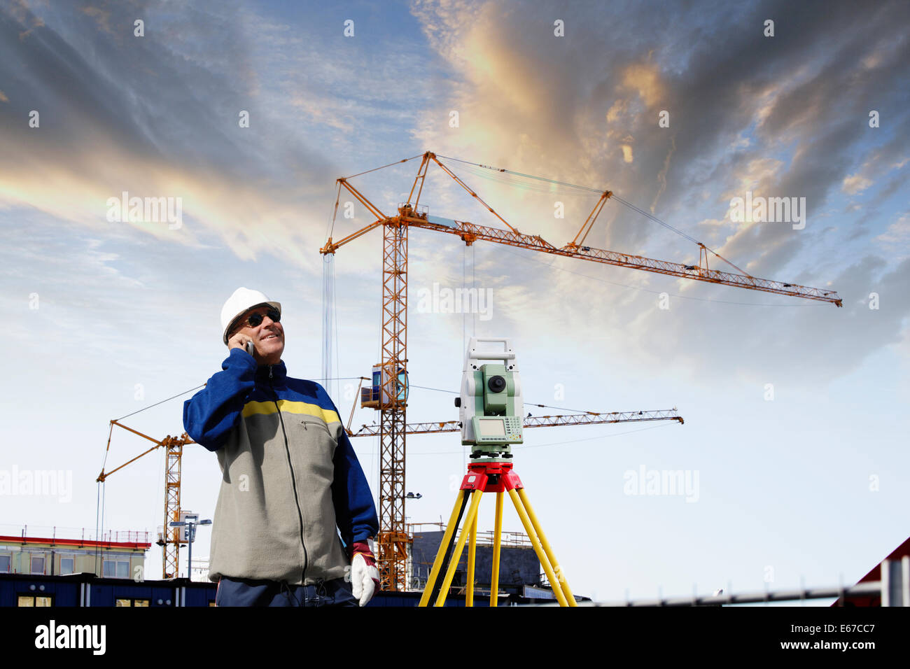 Vermessungs-Ingenieur und Bau-Industrie Stockfoto