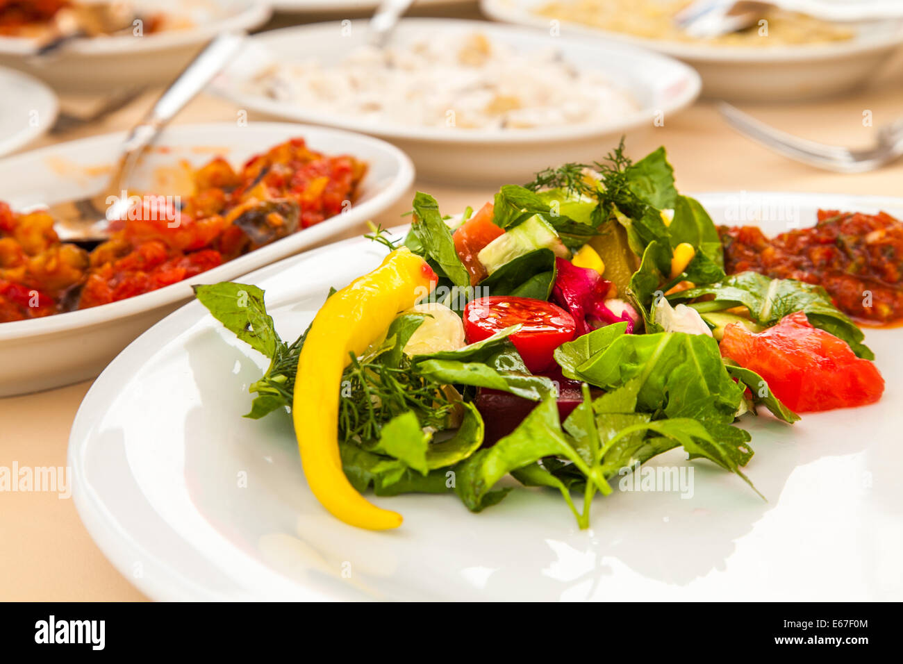 Mezzo-Mittagessen in Istanbul Stockfoto