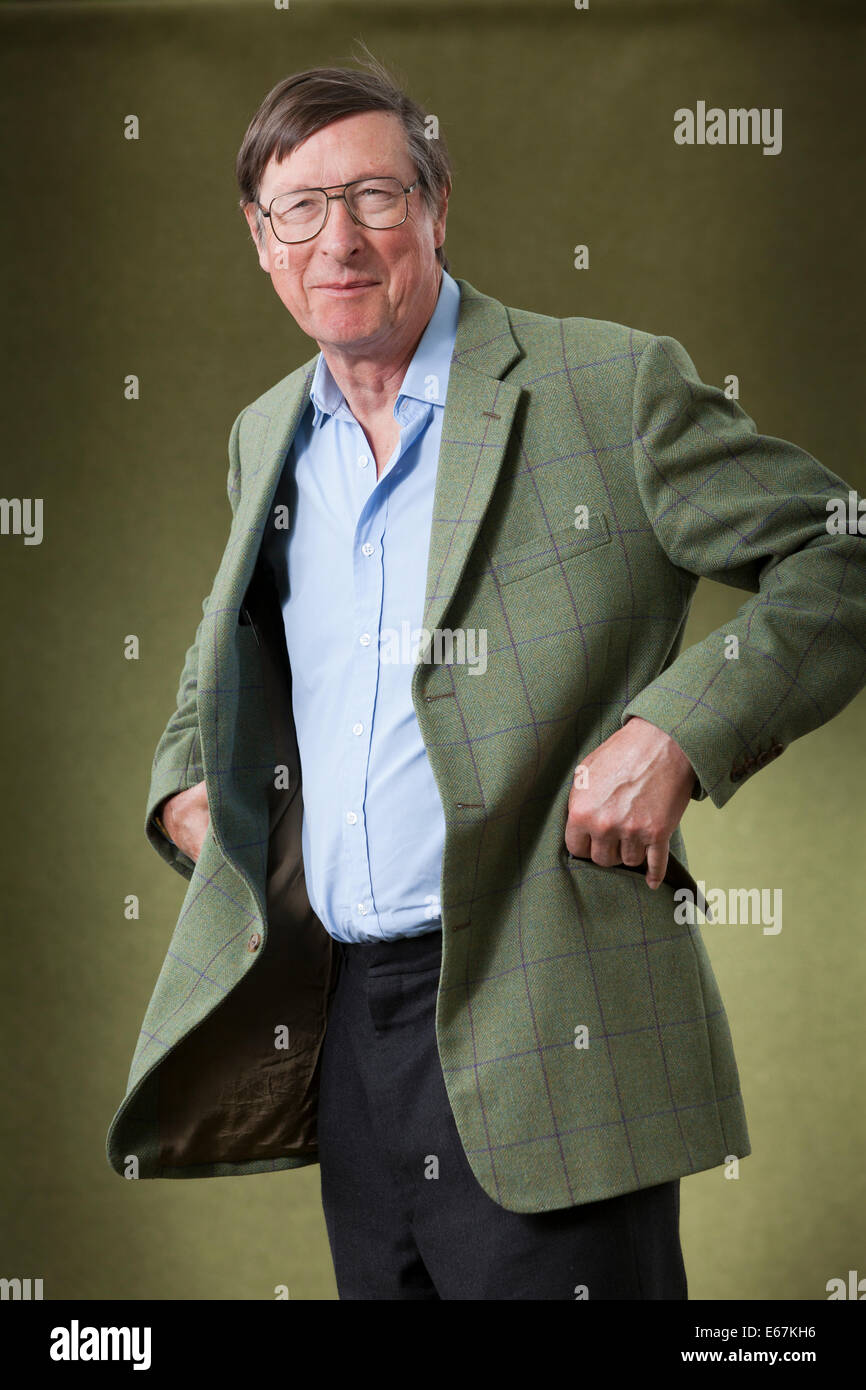 Max Hastings, britischer Journalist, Herausgeber, Historiker und Autor, auf dem Edinburgh International Book Festival 2014. Edinburgh, Schottland. 17. August 2014 Stockfoto