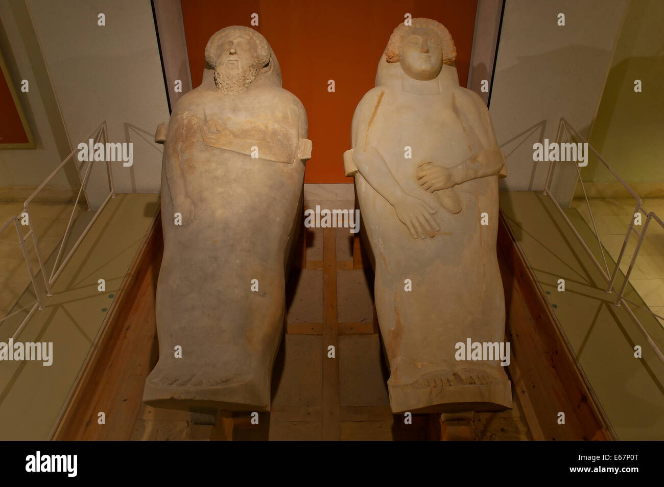 Phönizische Menschenaffen Sarkophage - 5. Jahrhundert v. Chr., Museum der Provinz Cádiz, Region Andalusien, Spanien, Europa Stockfoto