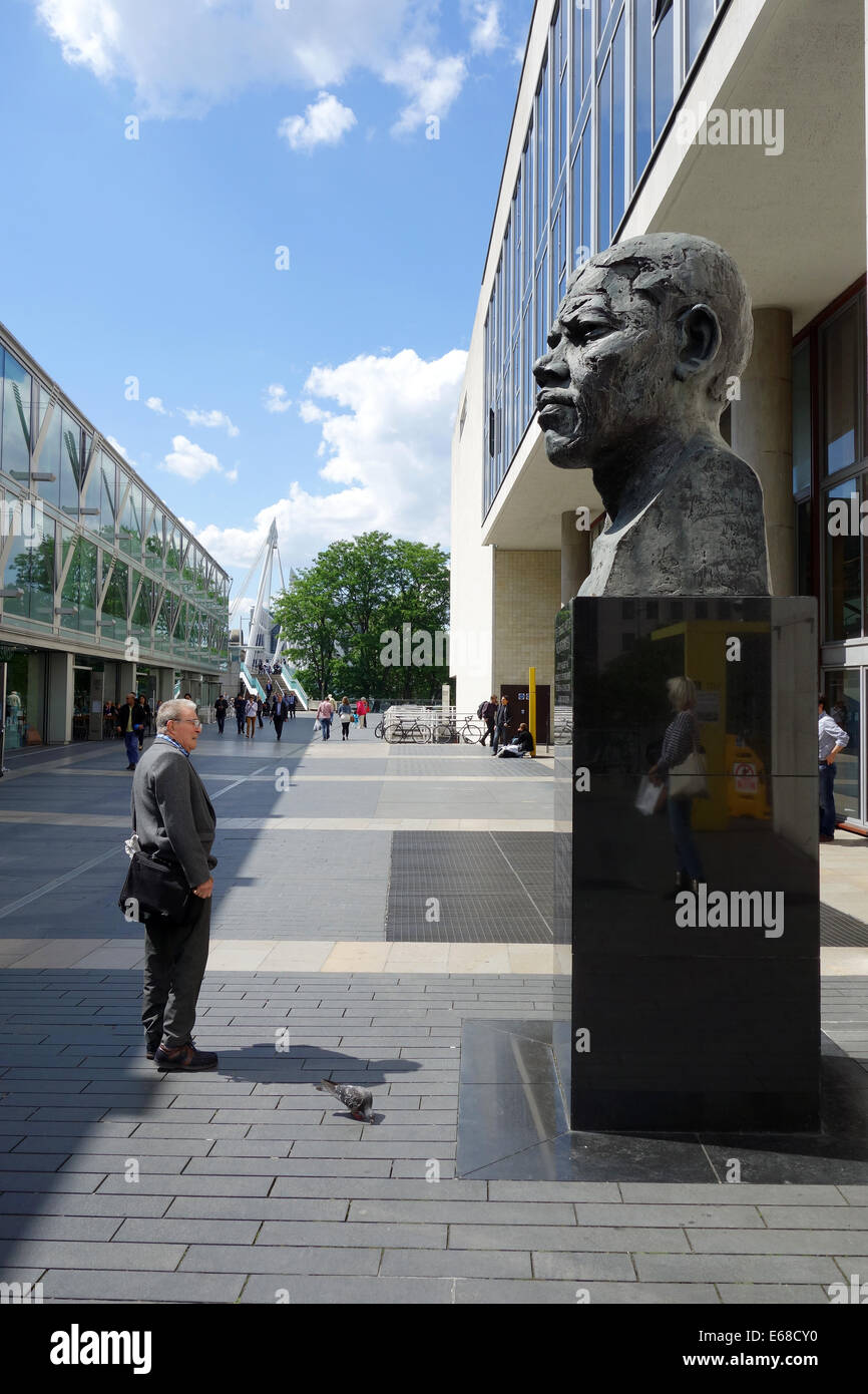 Nelson Mandela Statue, South Bank, London, England, UK Stockfoto