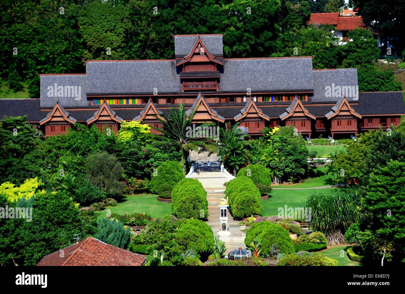 MELAKA, MALAYSIA: Istana Kesultanan Melaka / das Sultanat Palast und verbotene Garten Stockfoto