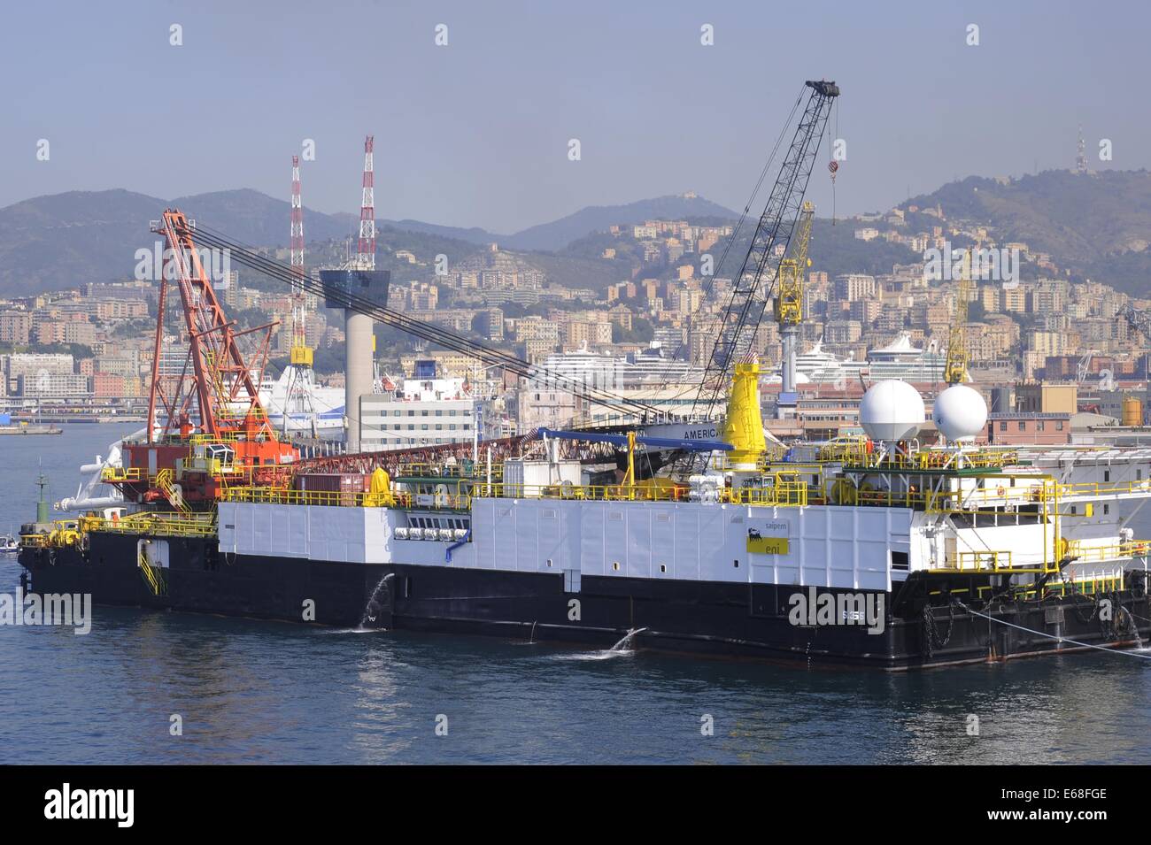 Hafen Genua (Italien), Ausrüstungen für Öl-exploration Stockfoto