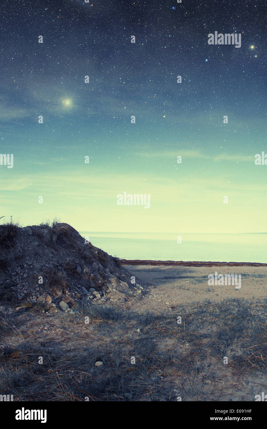 Nacht auf See. Elemente dieses Bildes, eingerichtet von der NASA Stockfoto