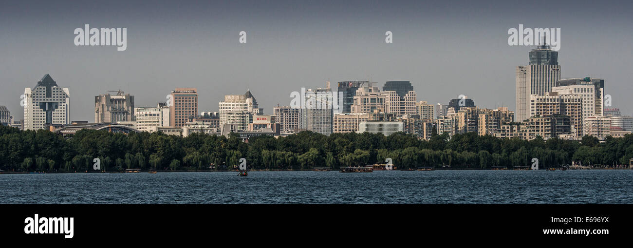 Skyline vom Westsee, Xihu, Hangzhou, Zhejiang Provinz, China Stockfoto